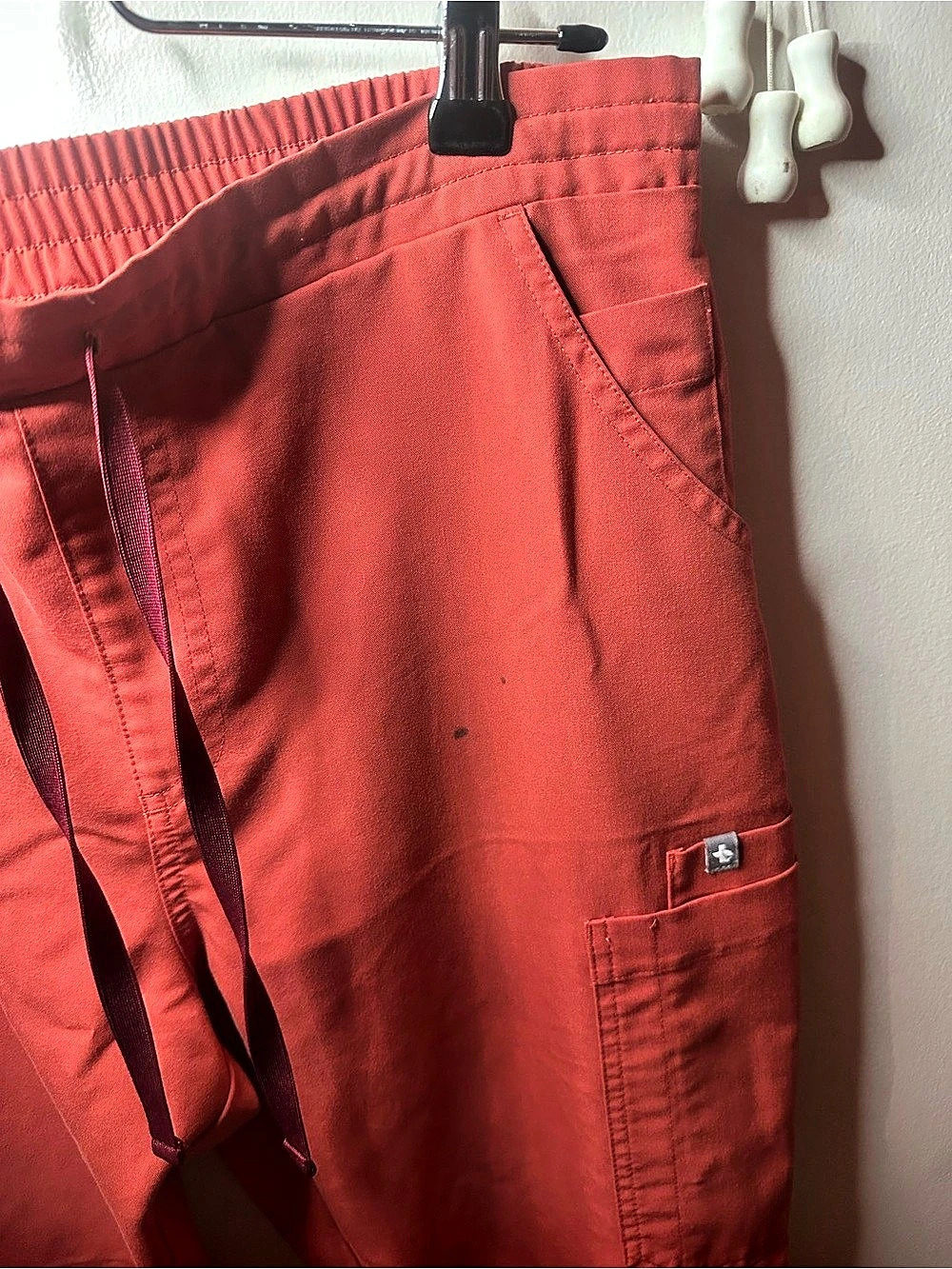 FIGS Technical Collection Scrub Set - Picture 3 of 5